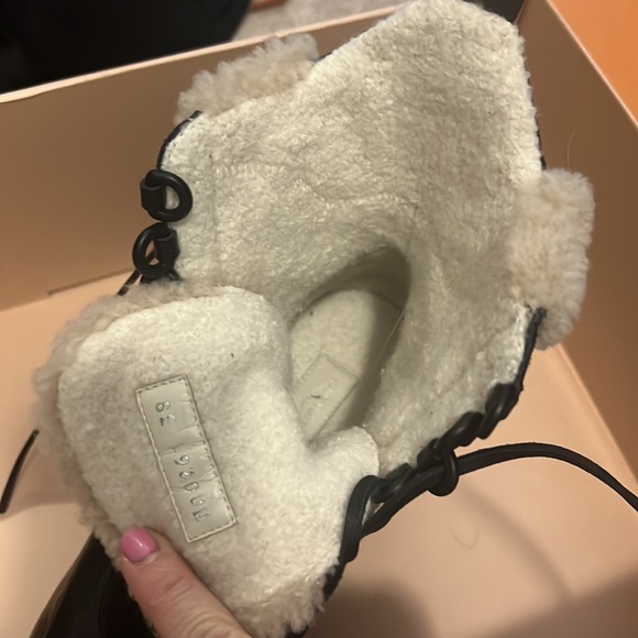 LV desert boots for sale. Worn only a few times. In excellent condition w box - Picture 4 of 5